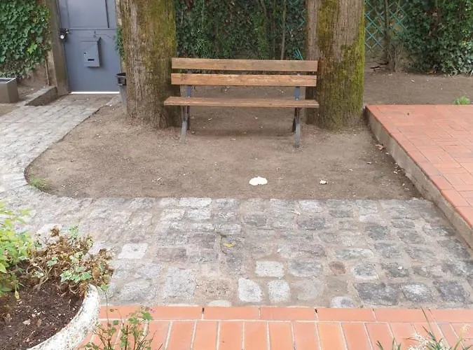 Вилла Eperonniere *